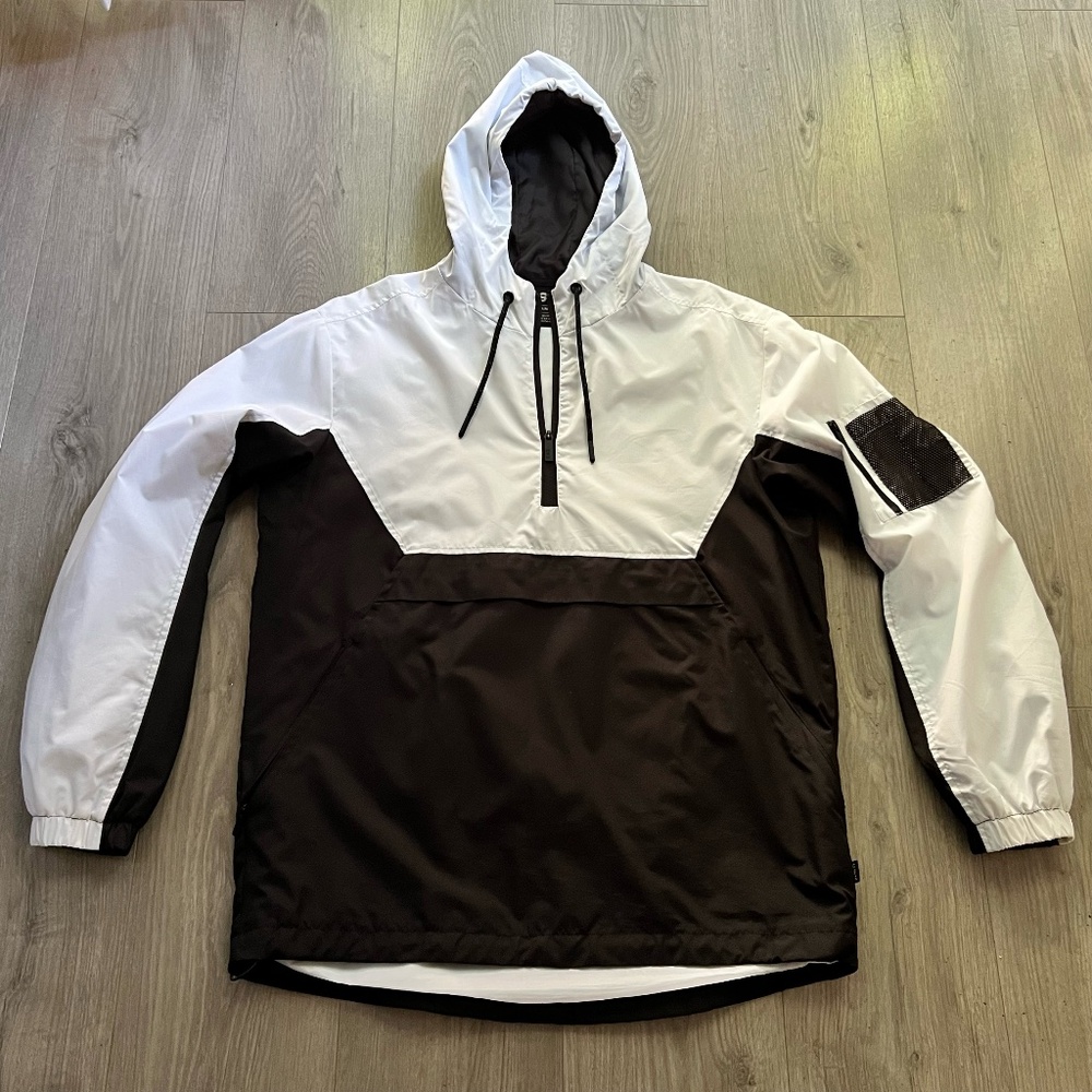 CSG Men's Hooded Black/White Windbreaker Jacket Size Medium